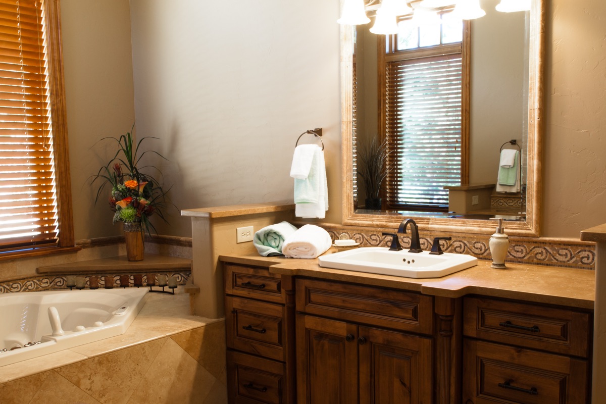 Bathroom Remodeling Fresno – Modern & Luxurious
